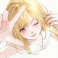 小**