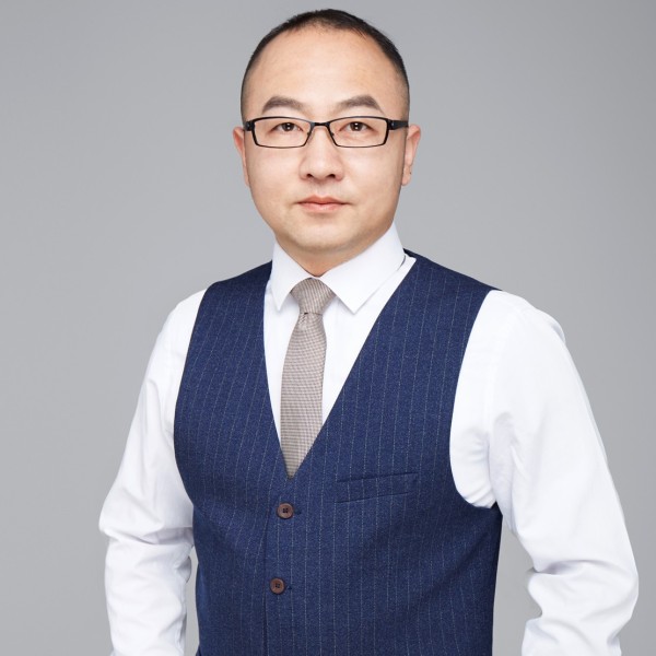 刘鎏