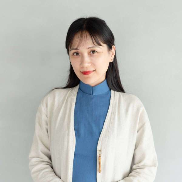 黄妍