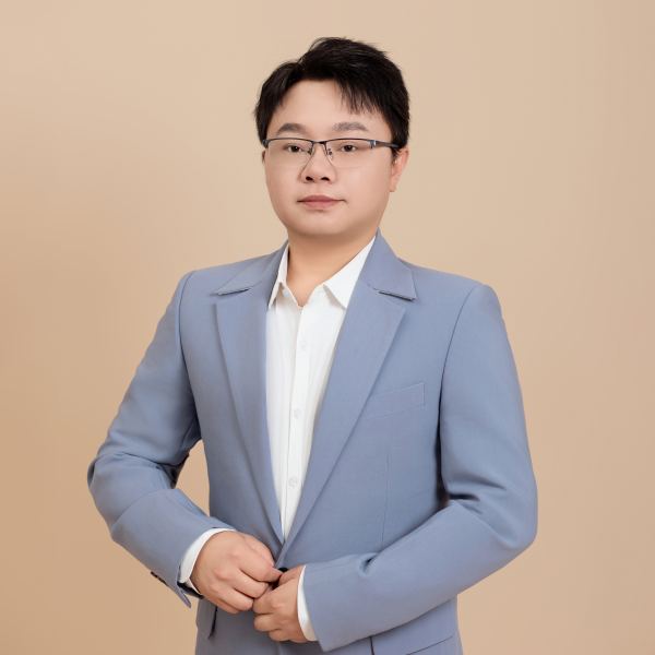 华学斌