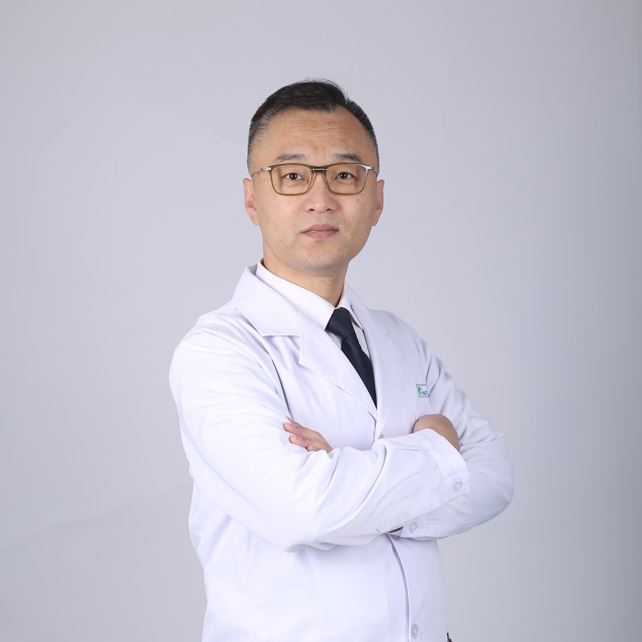 心理咨询师王新爱