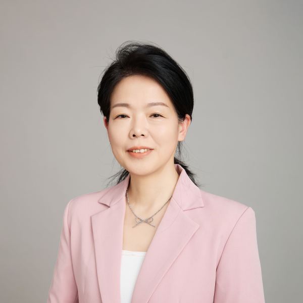 李立群