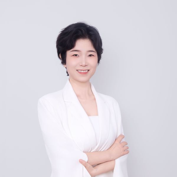 李秋霞