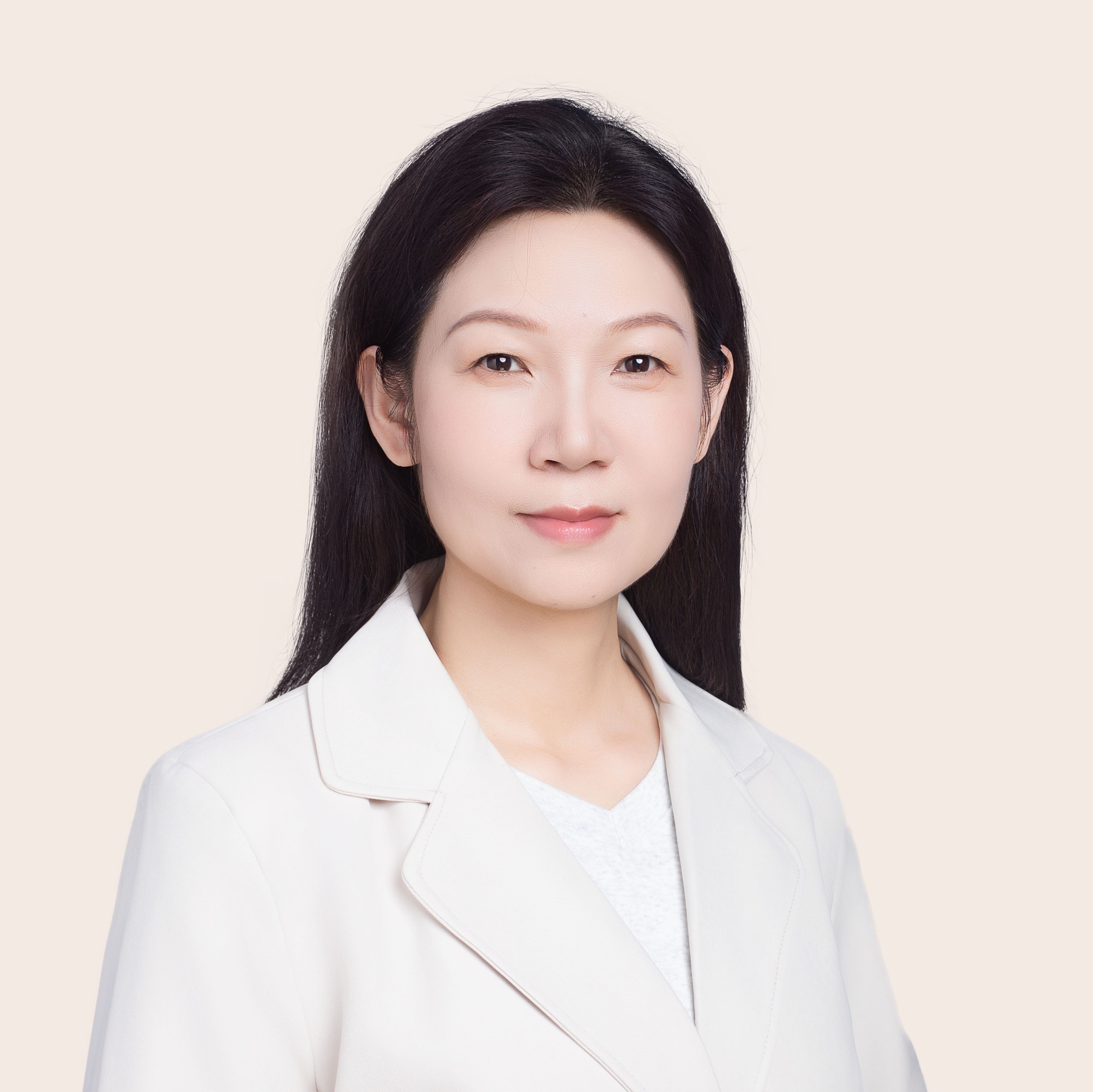 心理咨询师郑钧瑄