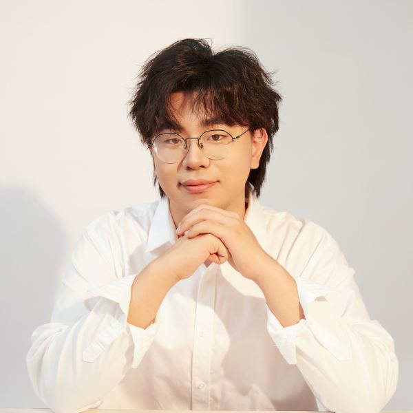 李俊佚