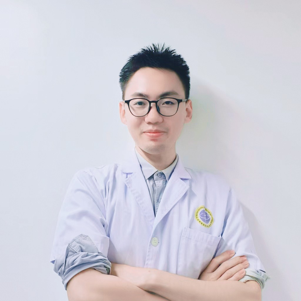 心理咨询师杨睿来
