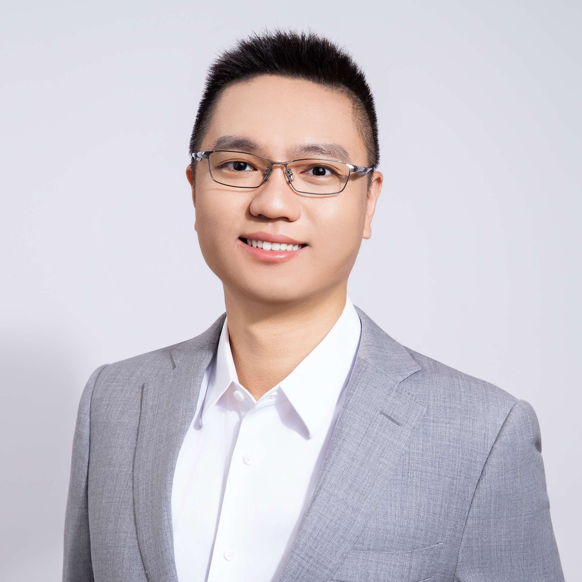 心理咨询师黄威达