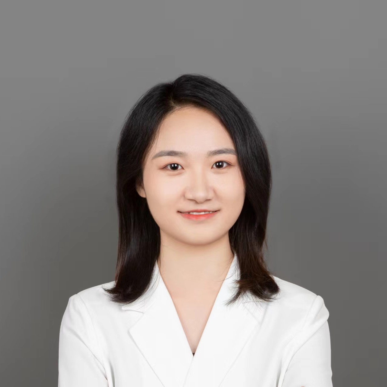 心理咨询师任欣欣