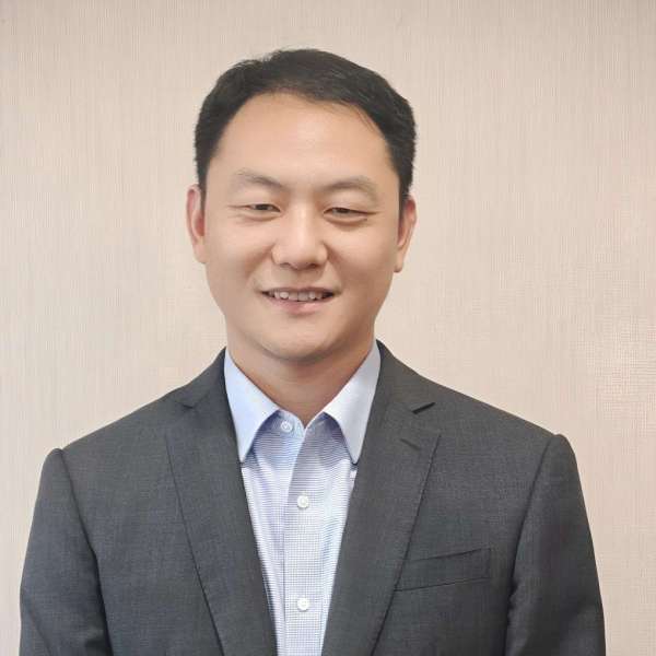 张裕东