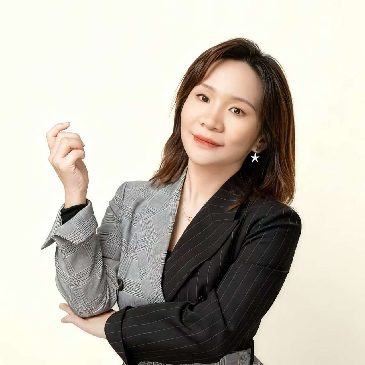 心理咨询师夏萌