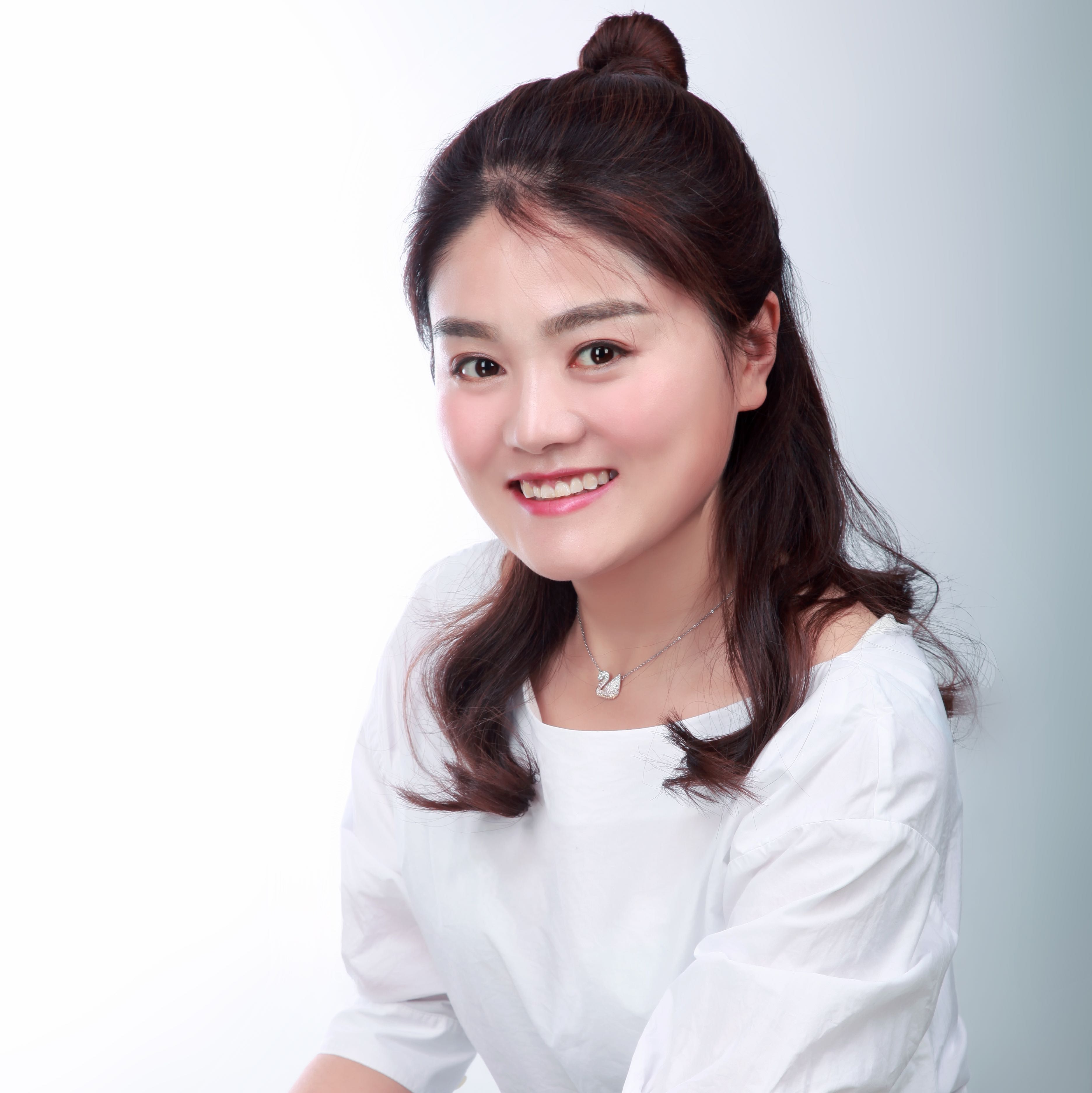 心理咨询师史苗娜