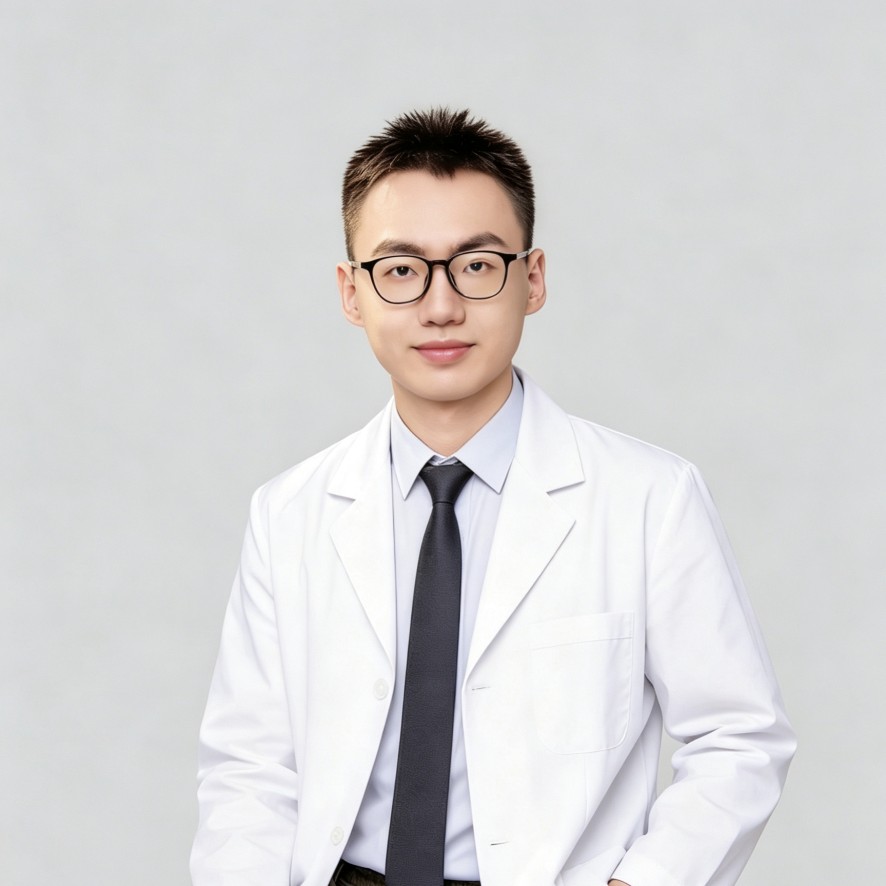 心理咨询师杨睿来
