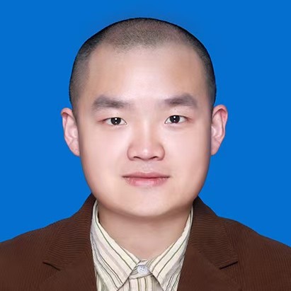 心理咨询师王新爱